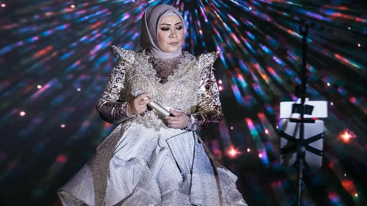 [Bintang] Melly Goeslaw