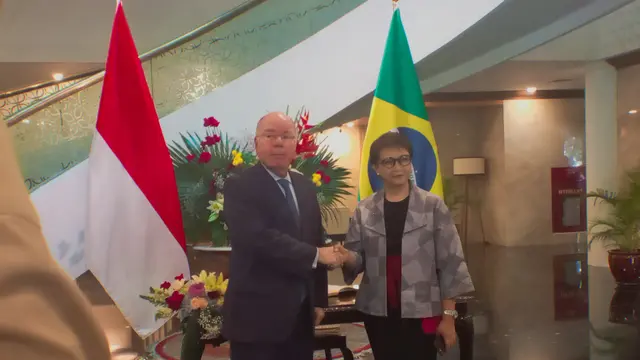 Menlu Retno dan Menlu Vieira