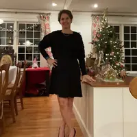 Simak kisah perempuan yang mengenakan satu dress selama 100 hari (Foto: instagram/thedressagain)