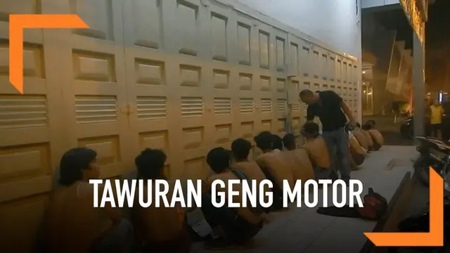 Dua kelompok remaja bersenjata nyaris baku hantam di Deli Serdang Kamis (24/5) dini hari. Beruntung tawuran antar geng motor itu bisa digagalkan polisi.