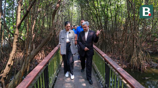 Penanaman Bakau "Kick-off Dribbling Towards Sustainbility FIBA Basketball World Cup 2023"