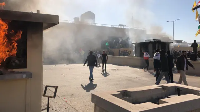 Demonstran Irak Serbu Kedutaan Besar AS