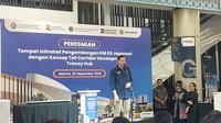 Menteri Koordinator Bidang Infratruktur dan Pembangunan Kewilayahan (IPK), Agus Harimurti Yudhoyono (AHY) meresmikan rest area terintegrasi di Travoy Hub, Taman Mini, Jakarta. (Liputan6.com/Arief)
