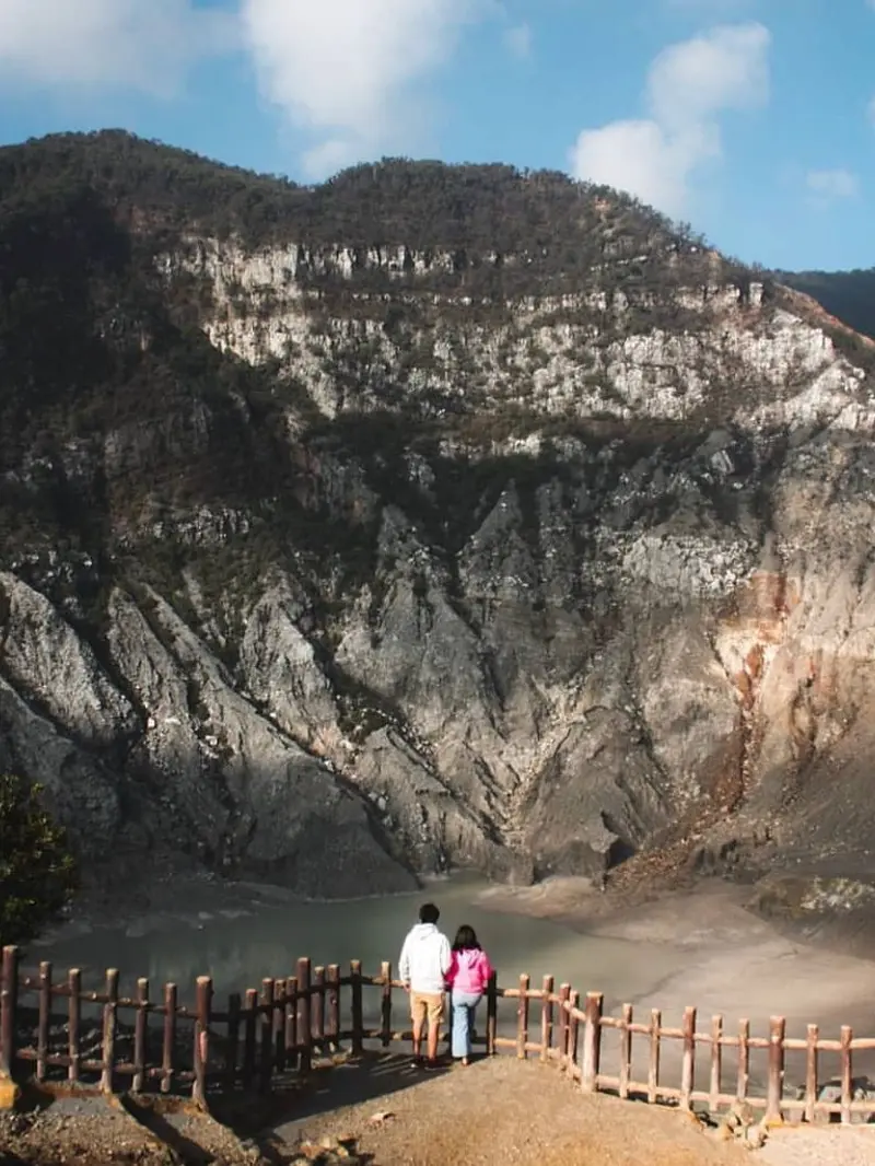 Gunung Tangkuban Parahu di Jawa Barat jadi andalan pariwisata