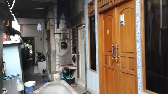 Rumah Dimas Agung terlihat sederhana.