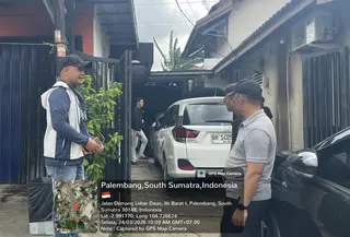 Teror Molotov Sasar Rumah Warga di Palembang. (istimewa)