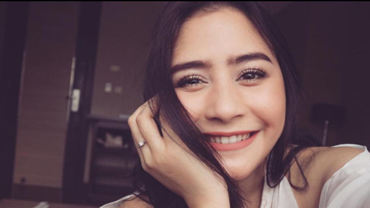 Prilly Latuconsina