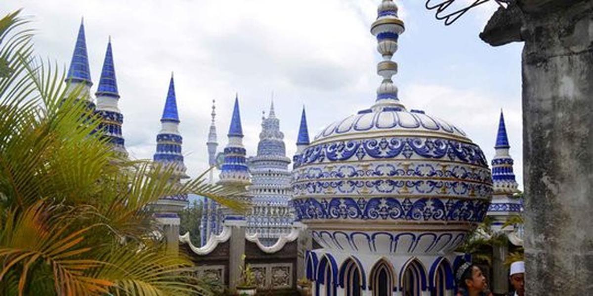 Masjid Tiban di Malang