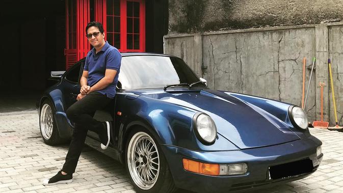 Mobil koleksi Andre Taulany (Sumber: Instagram/andreastaulany)