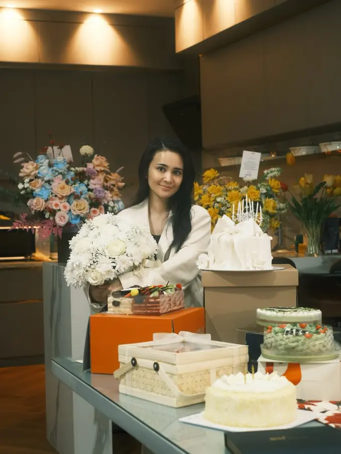 Gaya Michelle Ziudith Rayakan Ulang Tahun ke-31, Tetap Menawan dengan Bare Face yang Glowing