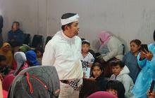 Dedi Mulyadi Beri Uang Rp10 Juta untuk Pengungsi Longsor Cisarua Bandung Barat