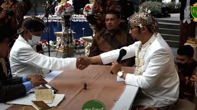6 Momen Akad Nikah Roro Fitria dan Andre Irawan, Diberi Mahar Rp 290 Juta