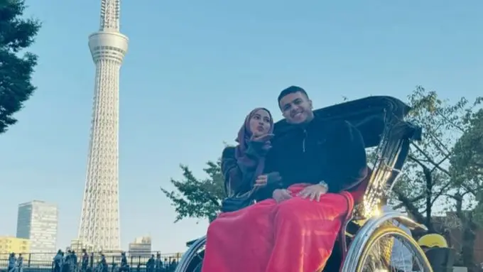 Momen Yislam Jaidi dapat kejutan. (credit:instagram.com/yislamaljaidi)