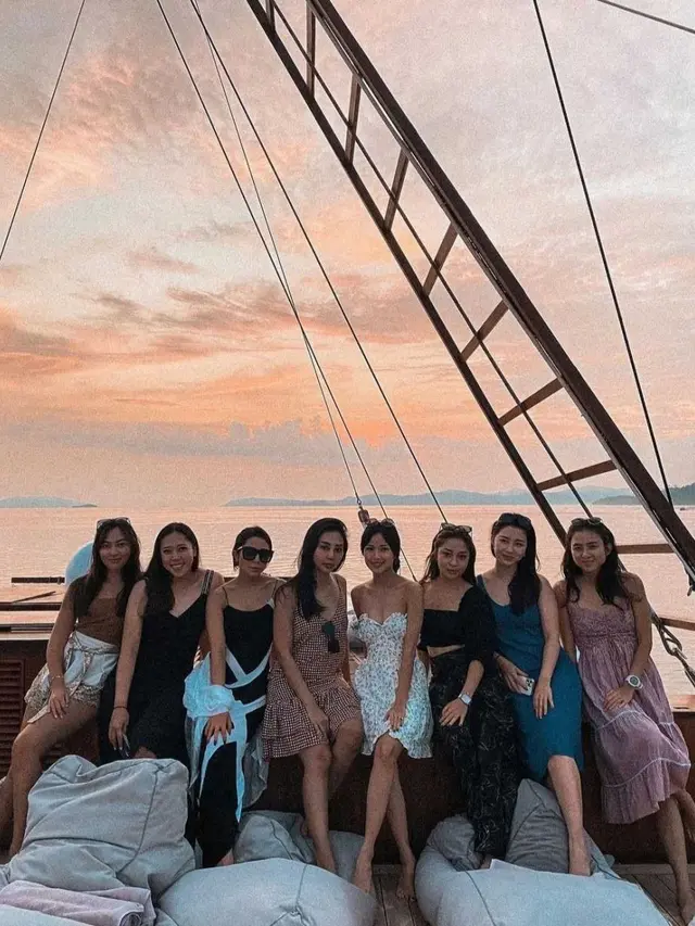 7 Momen Liburan Nikita Willy dan Indra Priawan ke Raja Ampat