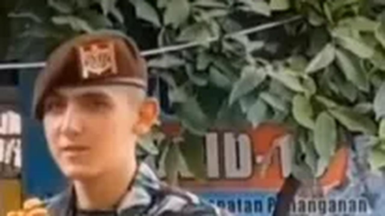 Enzo disebut-sebut sebagai titisan Pierre Tendean.