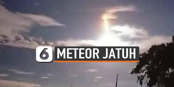 VIDEO: Penampakan Meteor Jatuh di Langit Sulawesi