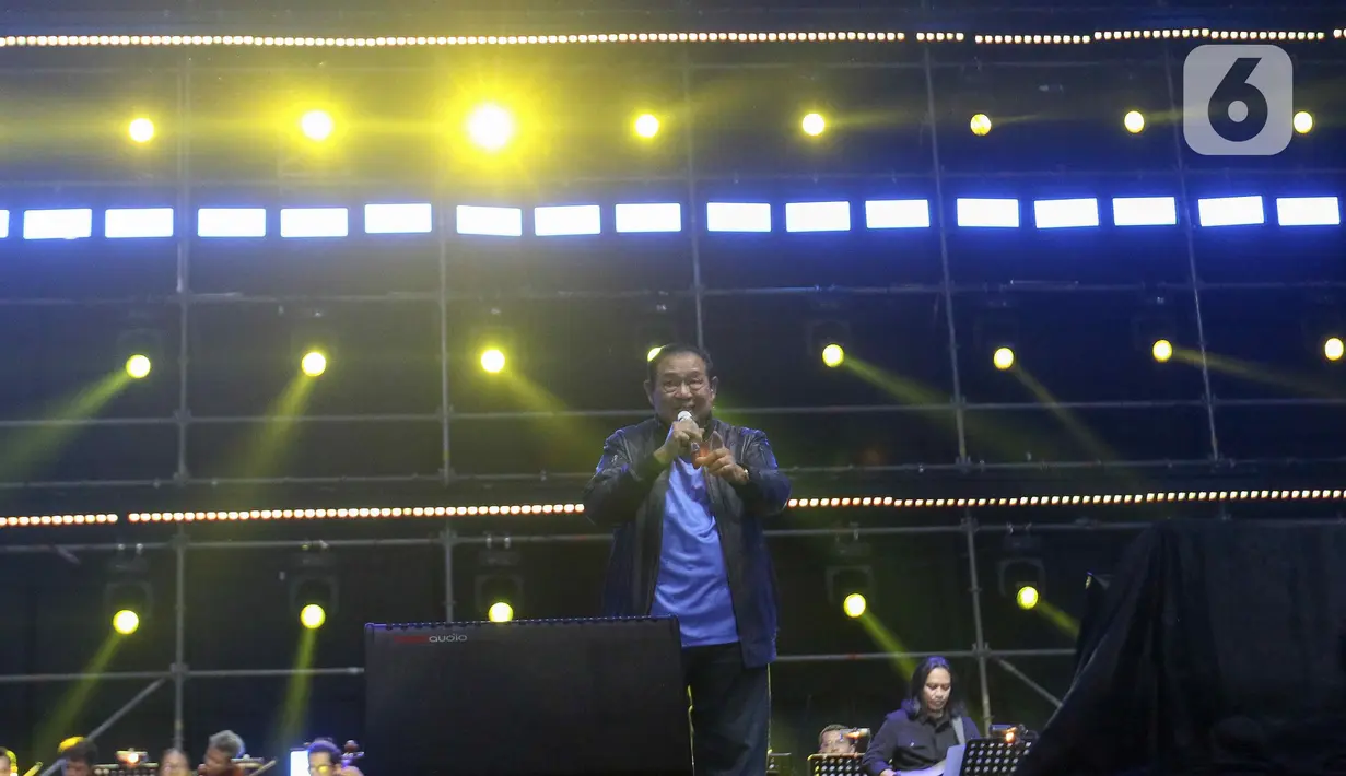 Tidak sedikit penonton festival musik Pestapora 2024 yang menanti penampilan SBY di hari pertama ini. (Liputan6.com/Herman Zakharia)