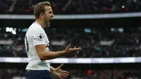 Penyerang Tottenham Hotspur, Harry Kane menjadi salah satu pemain dalam daftar belanja yang disusun presiden Real Madrid, Florentino Pérez. (AFP/IKIMAGES/Ian Kington)