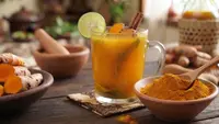 Cara Membuat Jamu Kunir Asem dengan Kunyit Bubuk, Praktis Tanpa Parut