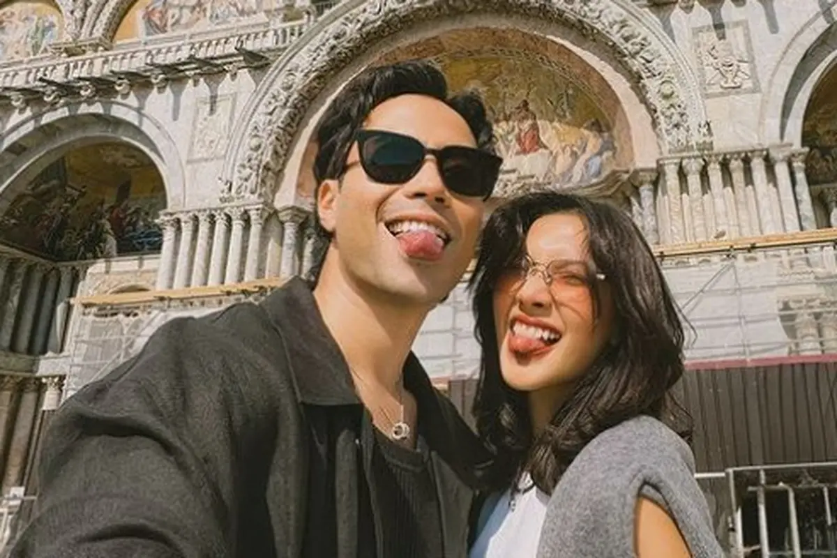 Vidi Aldiano dan Sheila Dara liburan bareng (Instagram/vidialdiano)