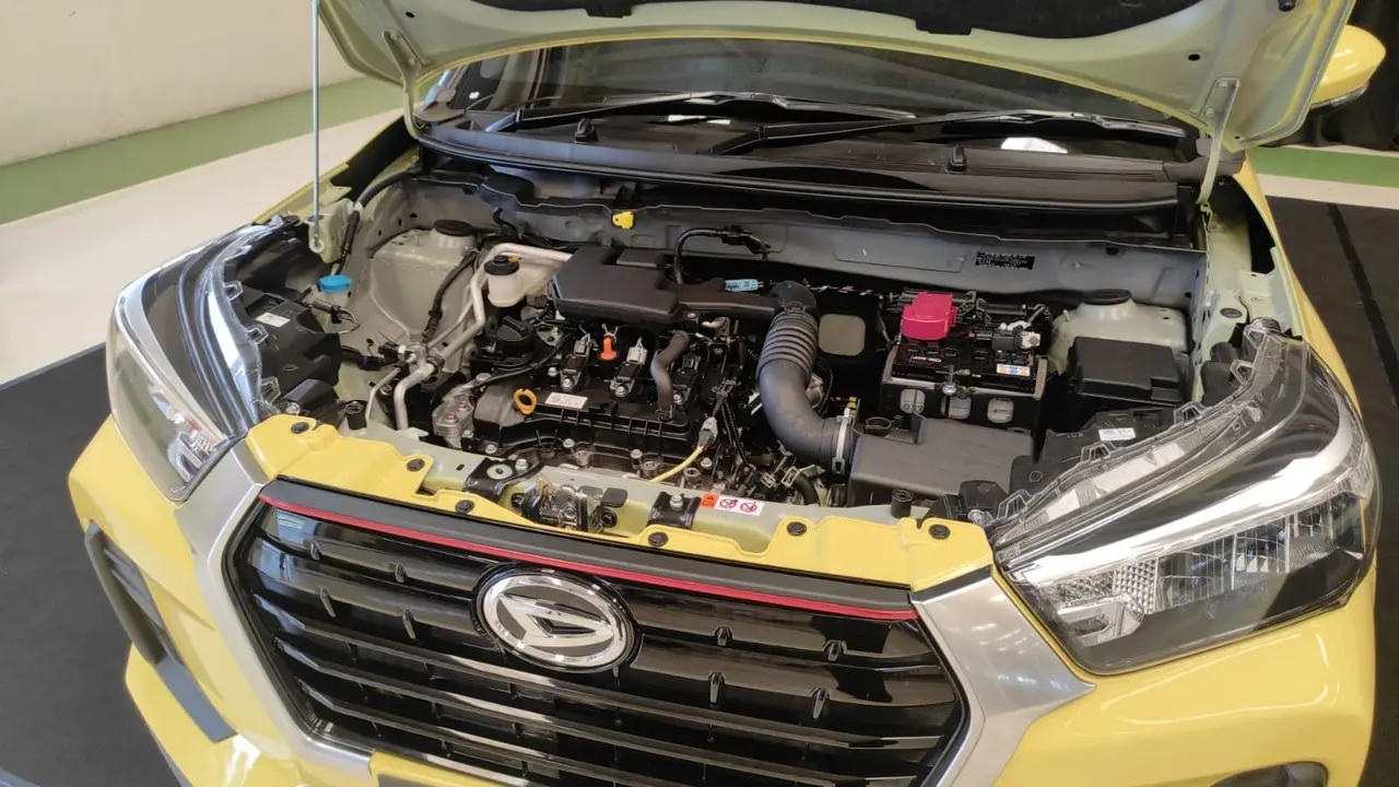 Mesin 1,2 L Daihatsu Rocky (Arief A/Liputan6.com)