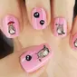 Kuku cantik dengan aplikasi sticker nail art. Sumber: Pinterest.com