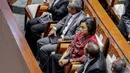 "Menurut catatan dari Sekretariat Jenderal DPR RI, daftar hadir pada permulaan Rapat Paripurna DPR RI ini telah ditandatangani 290 orang anggota hadir fisik dan izin dari seluruh fraksi anggota yang ada di DPR," ujar Gobel. (Liputan6.com/Faizal Fanani)