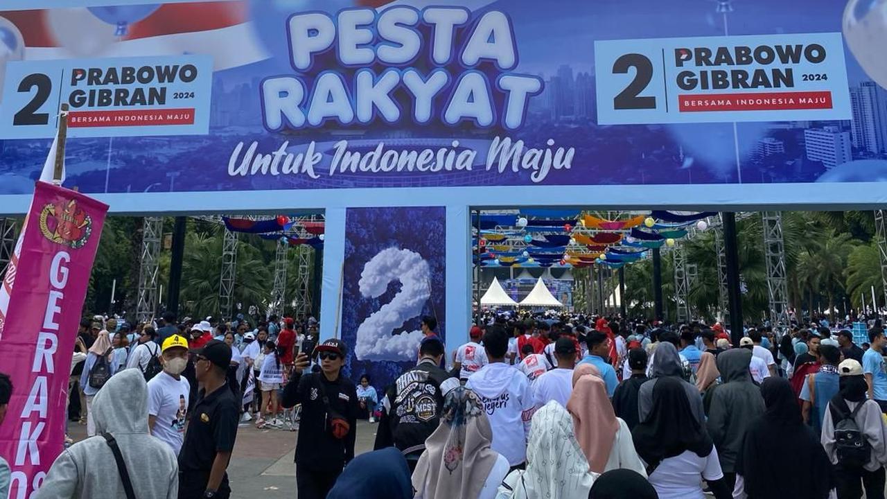 Prabowo pun memutuskan untuk memajukan acara kampanye akbar yang mulanya dijadwalkan pada pukul 15.00 WIB.&nbsp;