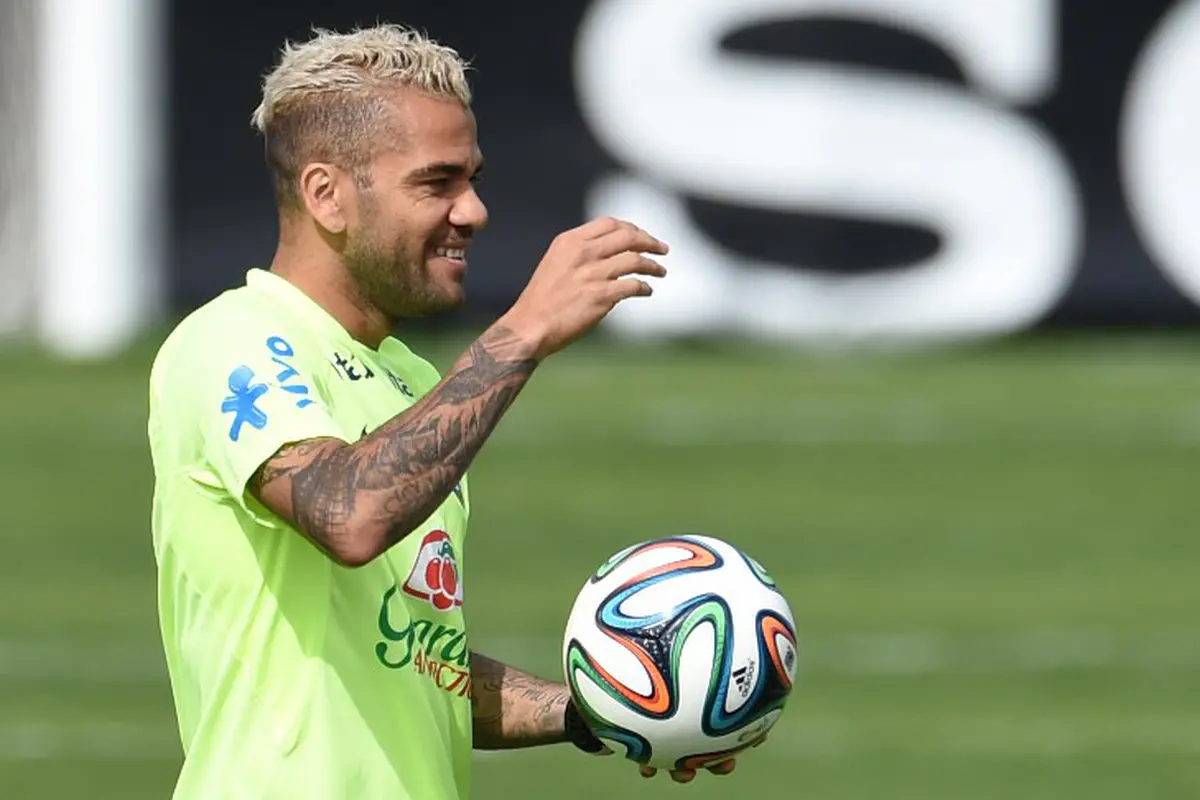 Dani Alves (AFP PHOTO / VANDERLEI ALMEIDA)