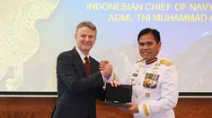Kasal Muhammad Ali Terima Penghargaan Order of Australia