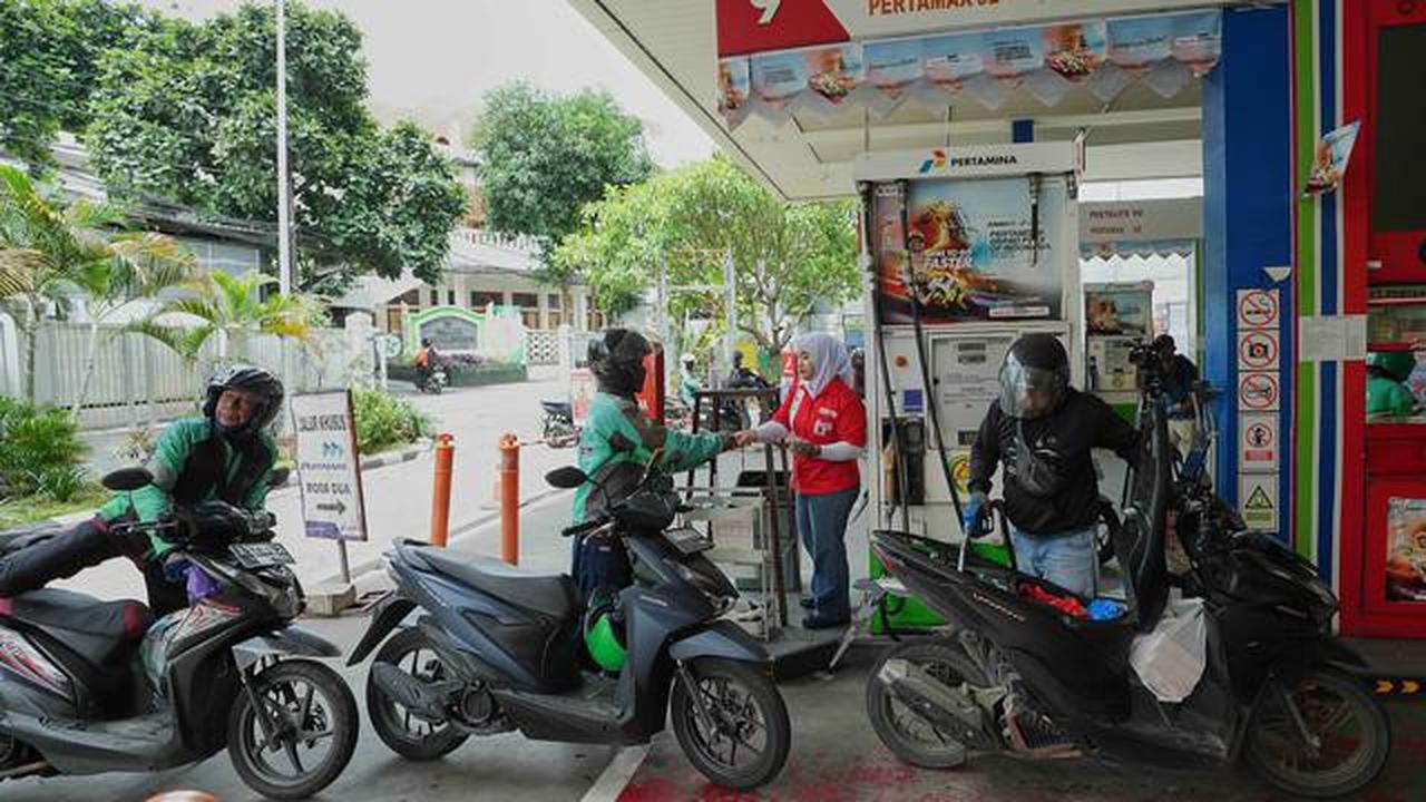 Bahlil Pastikan Harga BBM Subsidi Tidak Naik hingga Lebaran