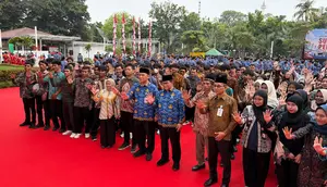 Ribuan Warga Jakarta Dapat Pemutihan Ijazah, Ada 3 Siswa SLB