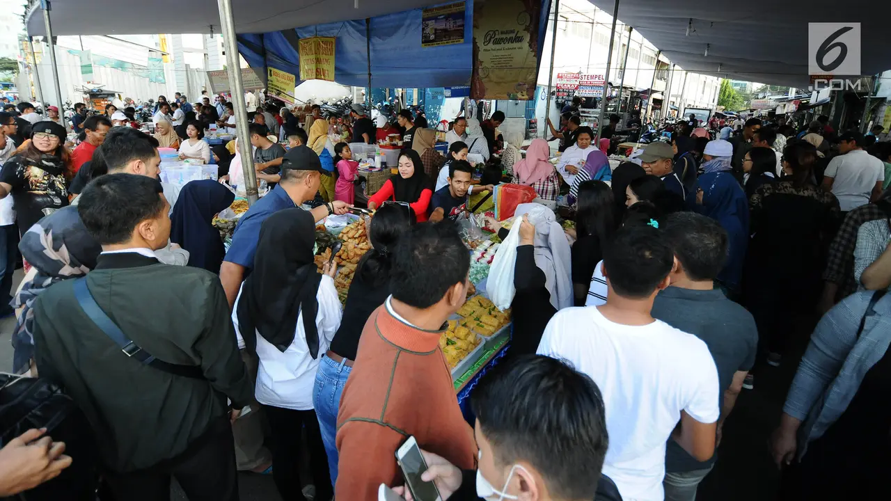 Berburu Aneka Menu Takjil di Kawasan Benhil