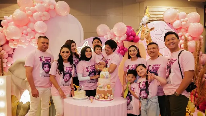 Perayaan ultah pertama Ameena putri Atta dan Aurel (Foto: Instagram ashanty_ash)