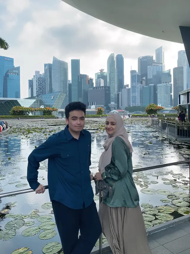 Pindah Kanada Usai Lebaran, Ini 6 Potret Cindy Fatikasari dan Anak Kembarnya
