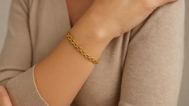 7 Model Gelang Emas Minimalis yang Bikin Ibu-ibu Usia 40 Tahun ke Atas Lebih Agar Terlihat Elegan