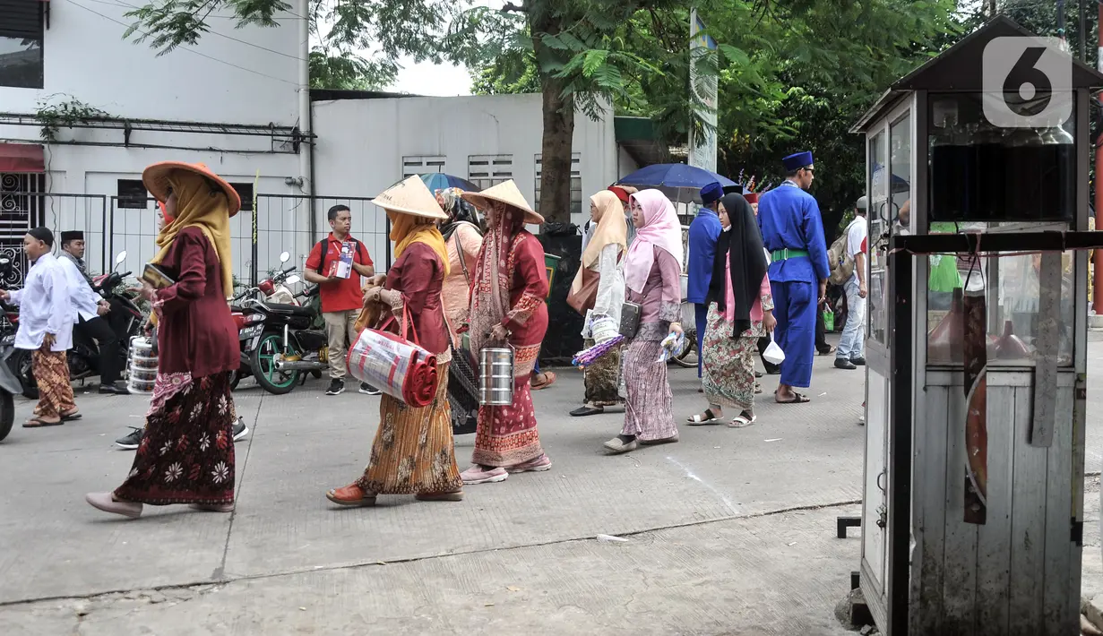Silaturahmi ini diikuti oleh warga dari delapan RW di Kelurahan Kukusan. (merdeka.com/Iqbal S. Nugroho)