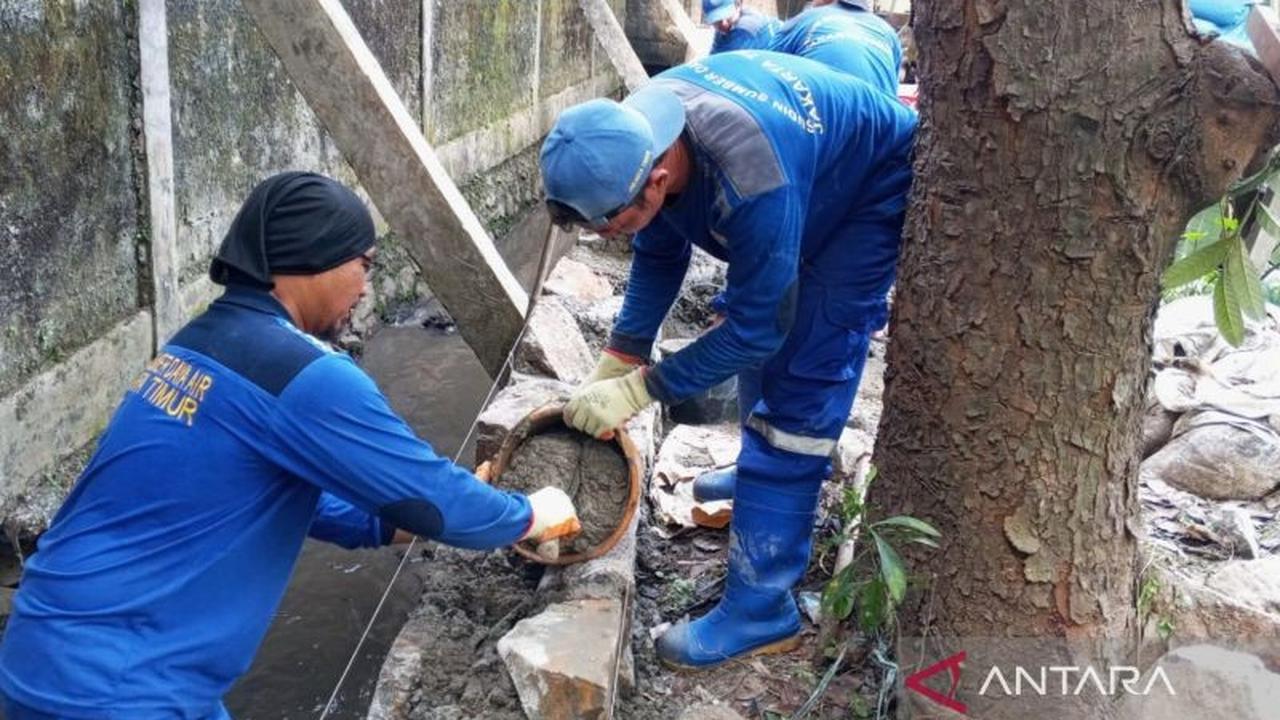 SDA Jaktim Percepat Pembangunan Turap Lubang Buaya, Antisipasi Genangan Banjir
