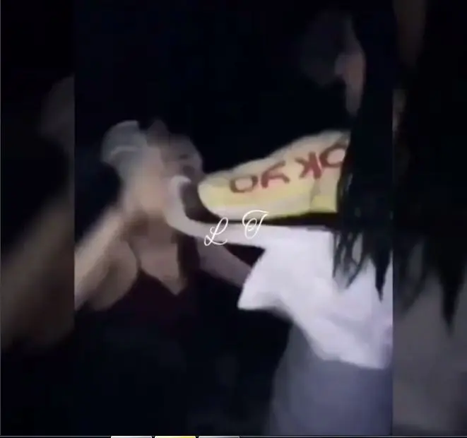 Jennifer Coppen tampar dan menjambak seorang wanita (Foto: Instagram/@lambe_turah)
