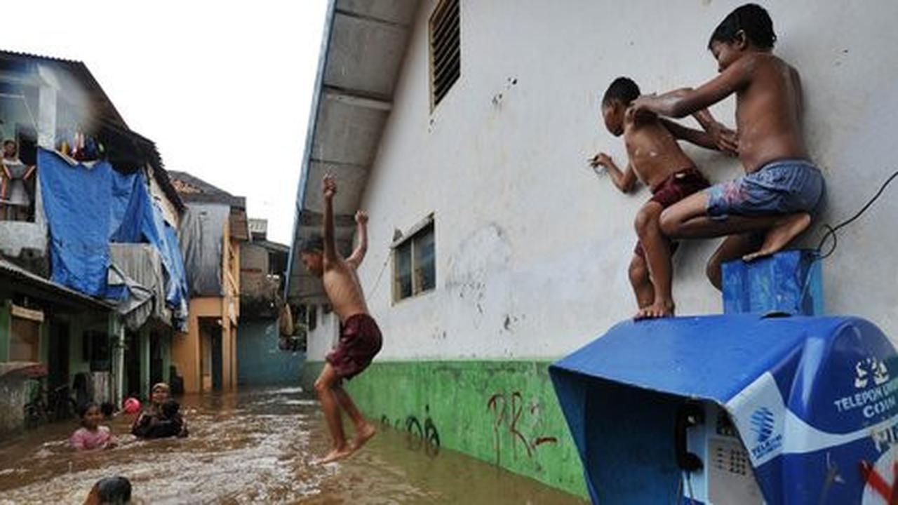 7 Hal Unik yang Jadi Ciri Khas Musim Hujan di Indonesia