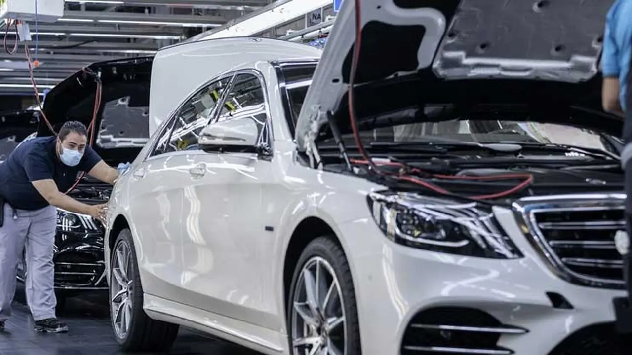 Kelangkaan microchip belum menggangu performa dari Mercedes-Benz Indonesia