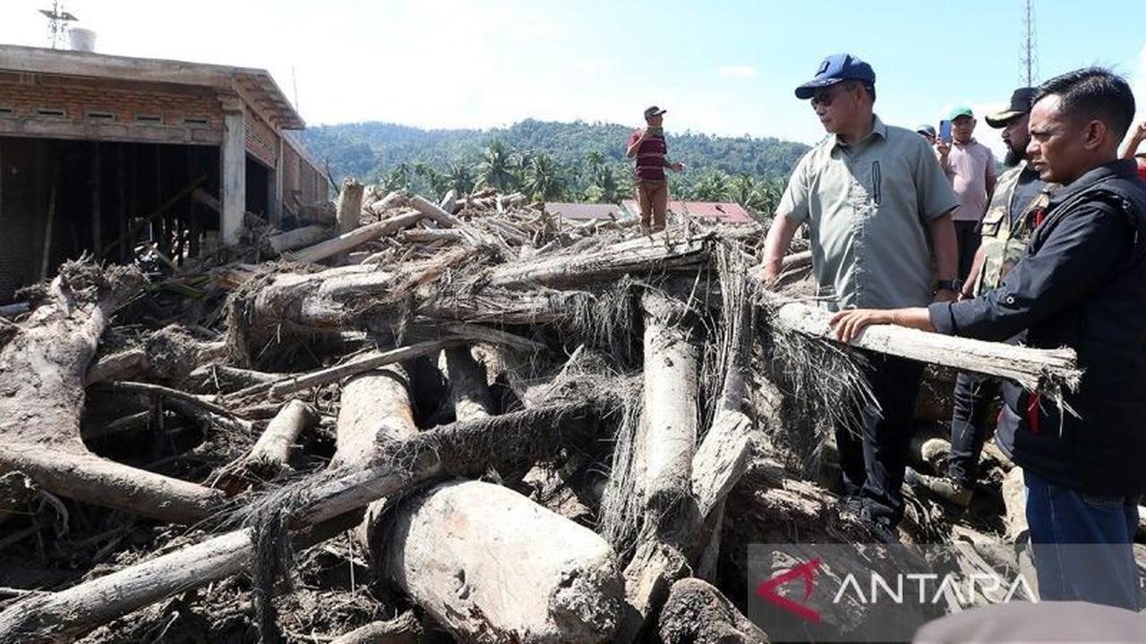 Pengamat Soroti Krusialnya Percepatan Layanan Dukcapil Bencana oleh Kemendagri