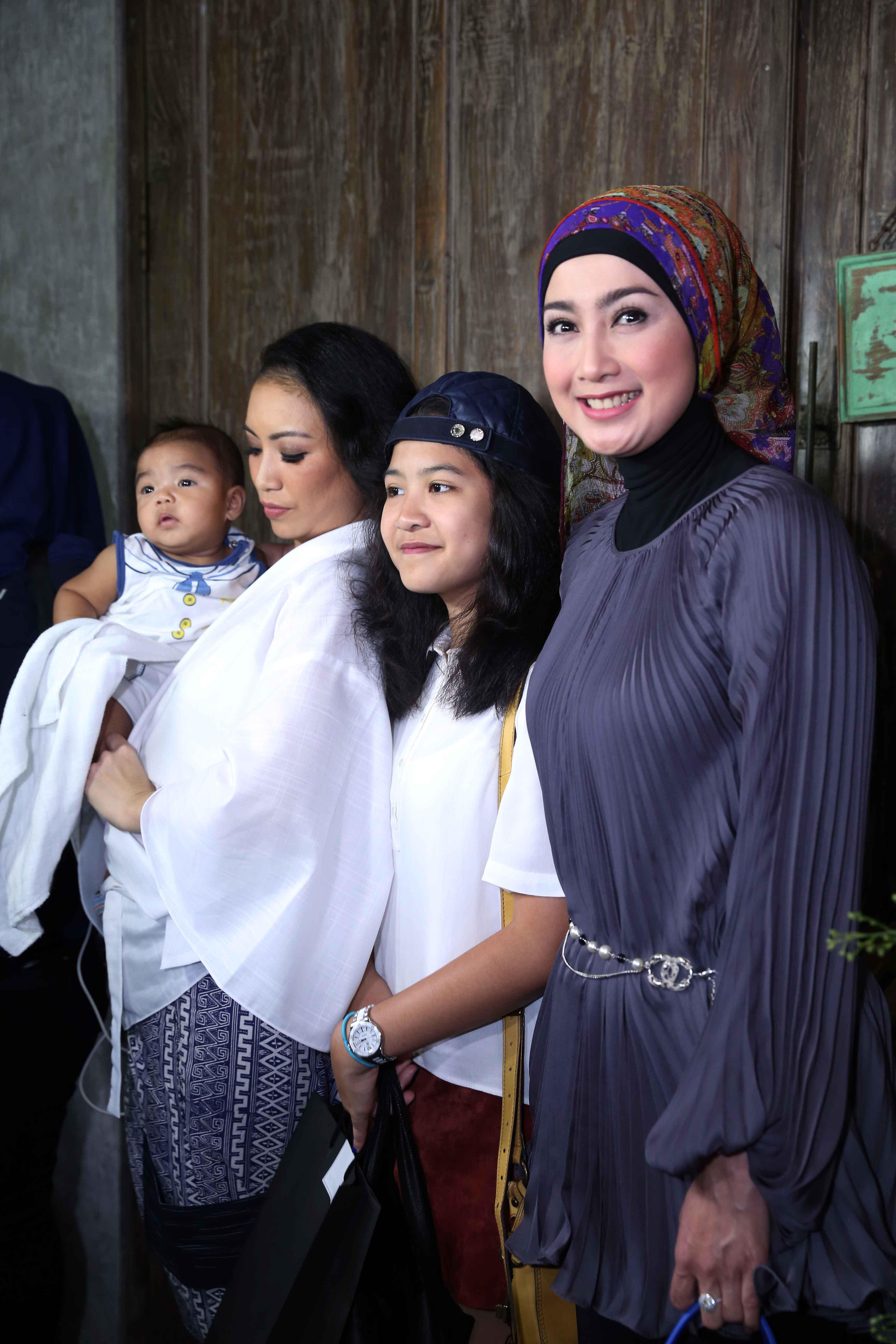 Desy Ratnasari Dan Anaknya / Desy ratnasari dan nasywa nathania