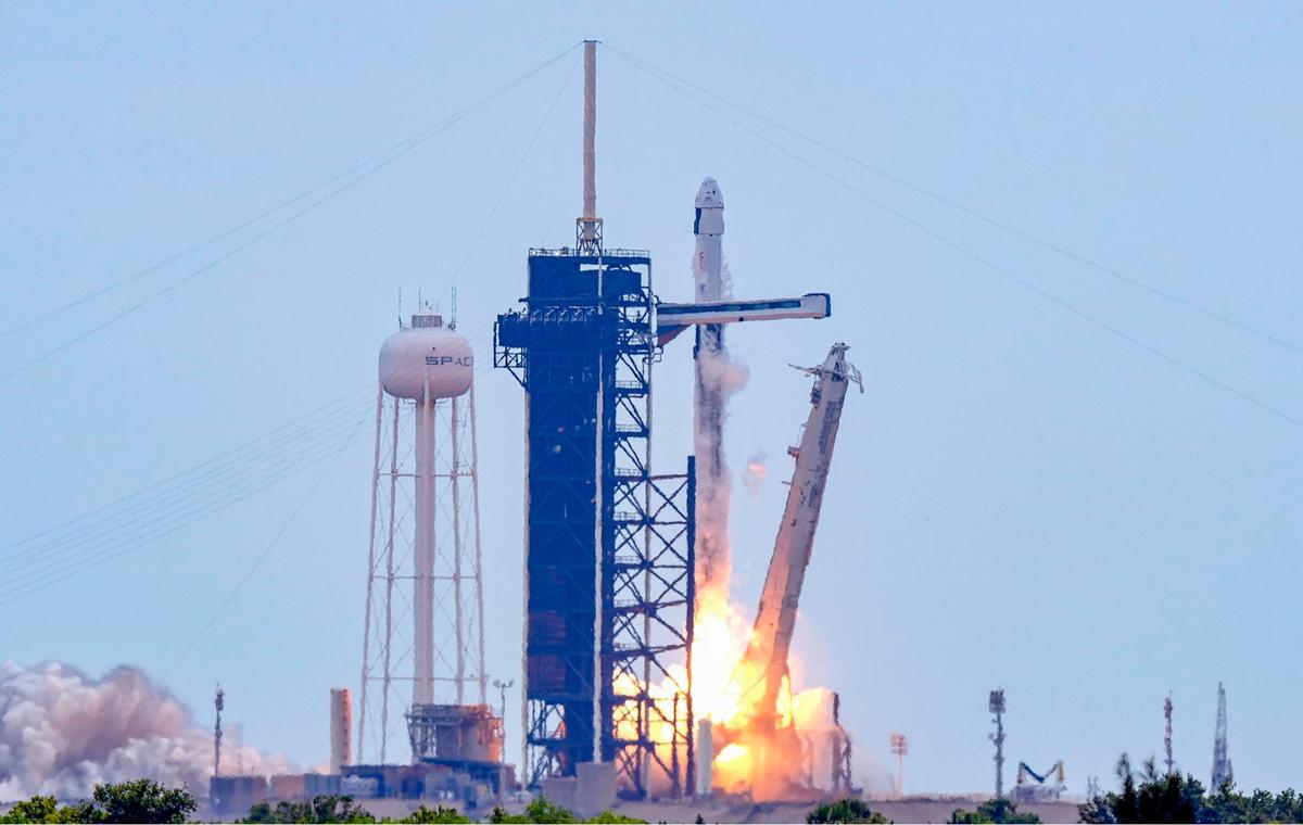 FOTO: Empat Astronaut Diterbangkan NASA dan SpaceX untuk Misi 6 Bulan di Stasiun Luar Angkasa