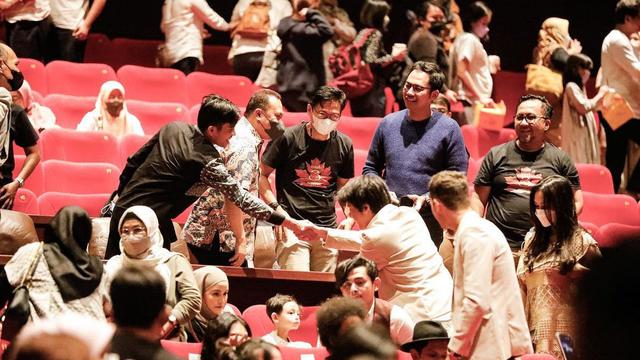 Sempat Tertunda 2 Tahun, Ini 6 Potret Gala Premiere Film Ranah 3 Warna