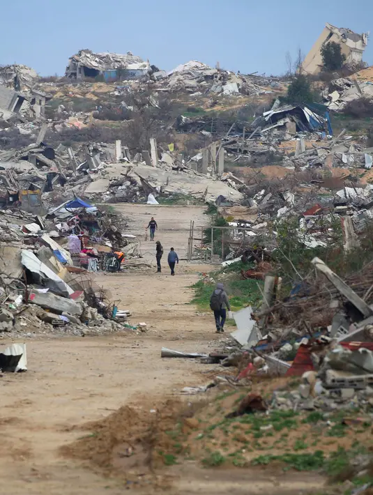 Kembalinya warga Palestina itu terjadi setelah adanya kesepakatan gencatan senjata antara milisi Hamas dan Israel serta pembebasan sandera oleh kedua pihak beberapa waktu lalu. (Eyad BABA/AFP)