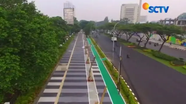 Ruas trotoar yang cukup lebar dan nyaman untuk pejalan kaki ini hampir rampung pengerjaannya, guna menyambut Asian Games 18 Agustus 2018 nanti.