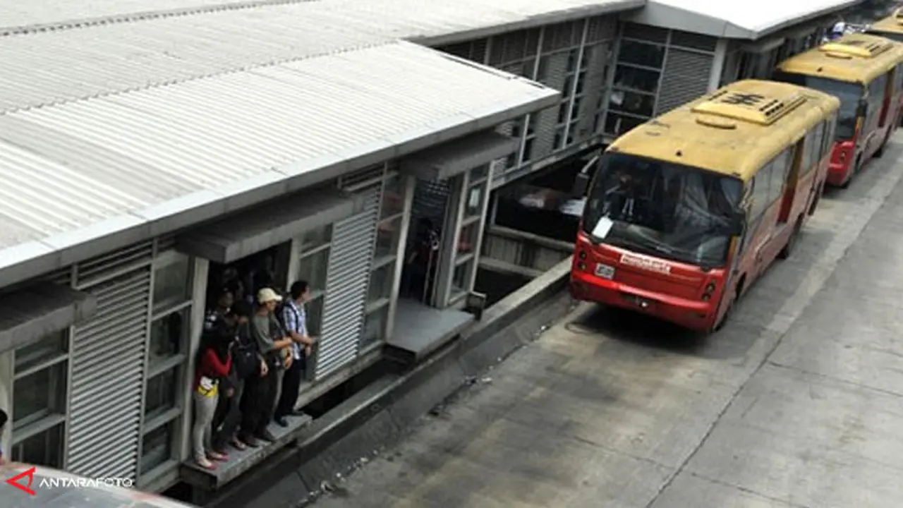 koridor-sembilan-131108b.jpg