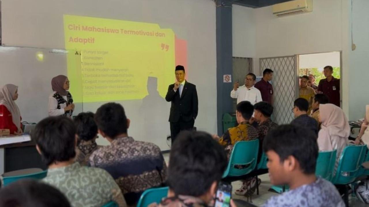 Kisah Inspiratif Mentan Amran Sulaiman: Motivasi Mahasiswa Unhas Berani Bermimpi Besar