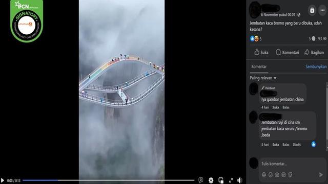Gambar tangkapan layar video yang diklaim sebagai jembatan kaca di Gunung Bromo, Probolinggo, Jawa Timur sudah dibuka. (sumber: Facebook)